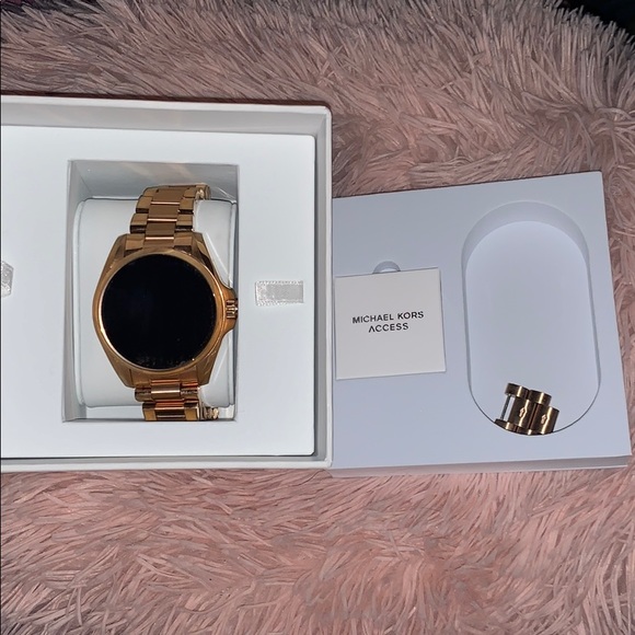 Michael Kors Access Bradshaw watch - Picture 3 of 4